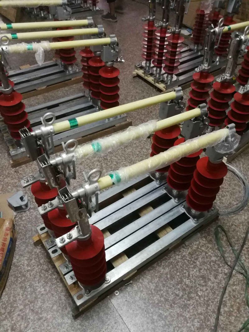 高压电器公司在现代社会中的作用不容小觑，它们不仅保障了电力系统的稳定运行，还为各行各业提供了不可或缺的电力支持。今天，我们就来聊聊这些幕后英雄——高压电器公司的那些事儿。